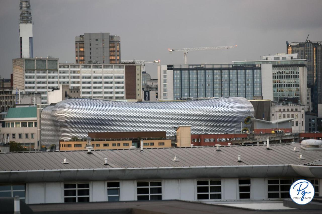 Penthouse - Amazing City Skyline Views - Balcony - Free Extra 2 Hours - Free Parking - Utilita Arena - Bullring Shopping - New St Station- Super King Size Bed Birmingham Dış mekan fotoğraf