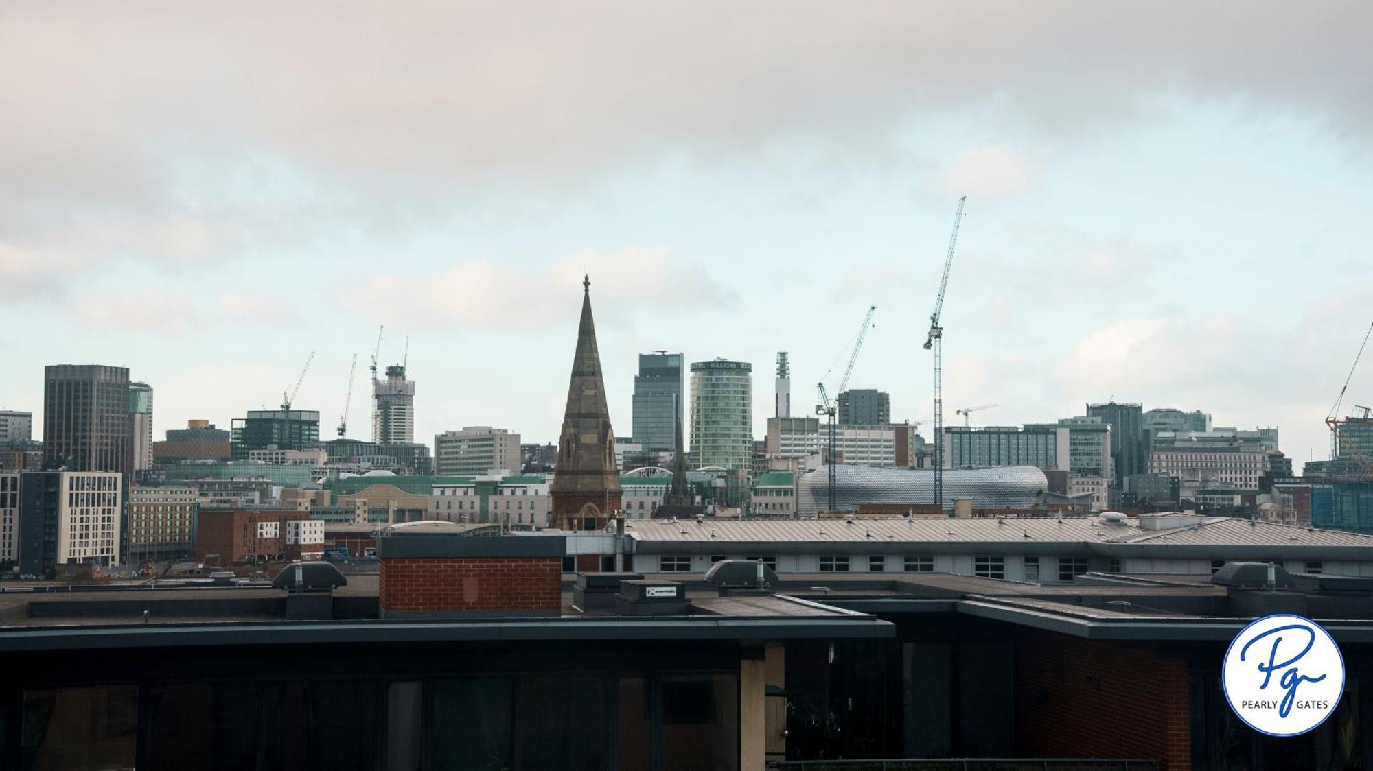 Penthouse - Amazing City Skyline Views - Balcony - Free Extra 2 Hours - Free Parking - Utilita Arena - Bullring Shopping - New St Station- Super King Size Bed Birmingham Dış mekan fotoğraf